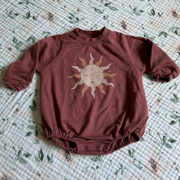 Rylee + Cru CREW NECK BUBBLE ROMPER || SUN - Picture 4 of 7